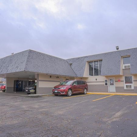 Executive Inn By Belvilla Owatonna Hwy 35 Esterno foto