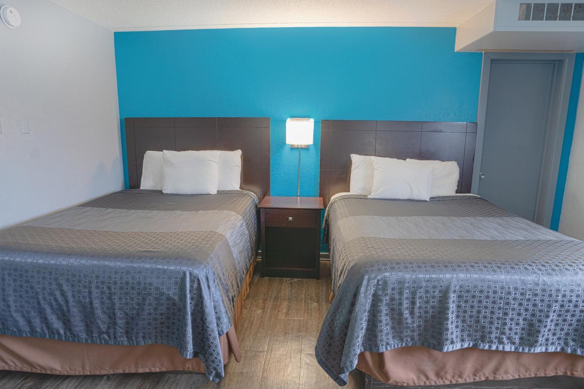 Executive Inn By Belvilla Owatonna Hwy 35 Esterno foto
